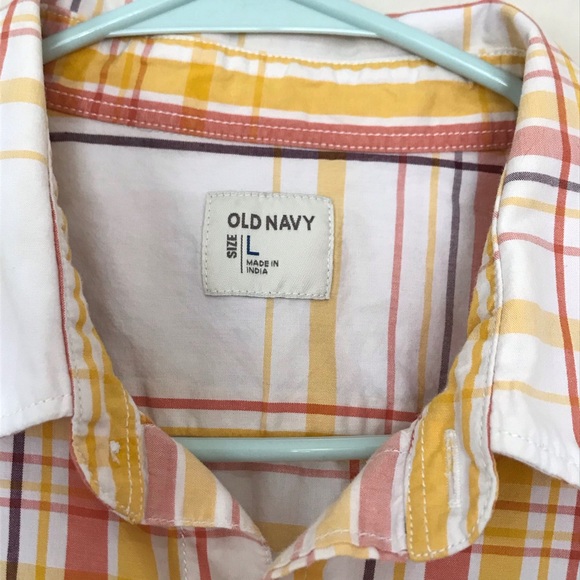 Men’s Old Navy Button Up - Picture 2 of 4